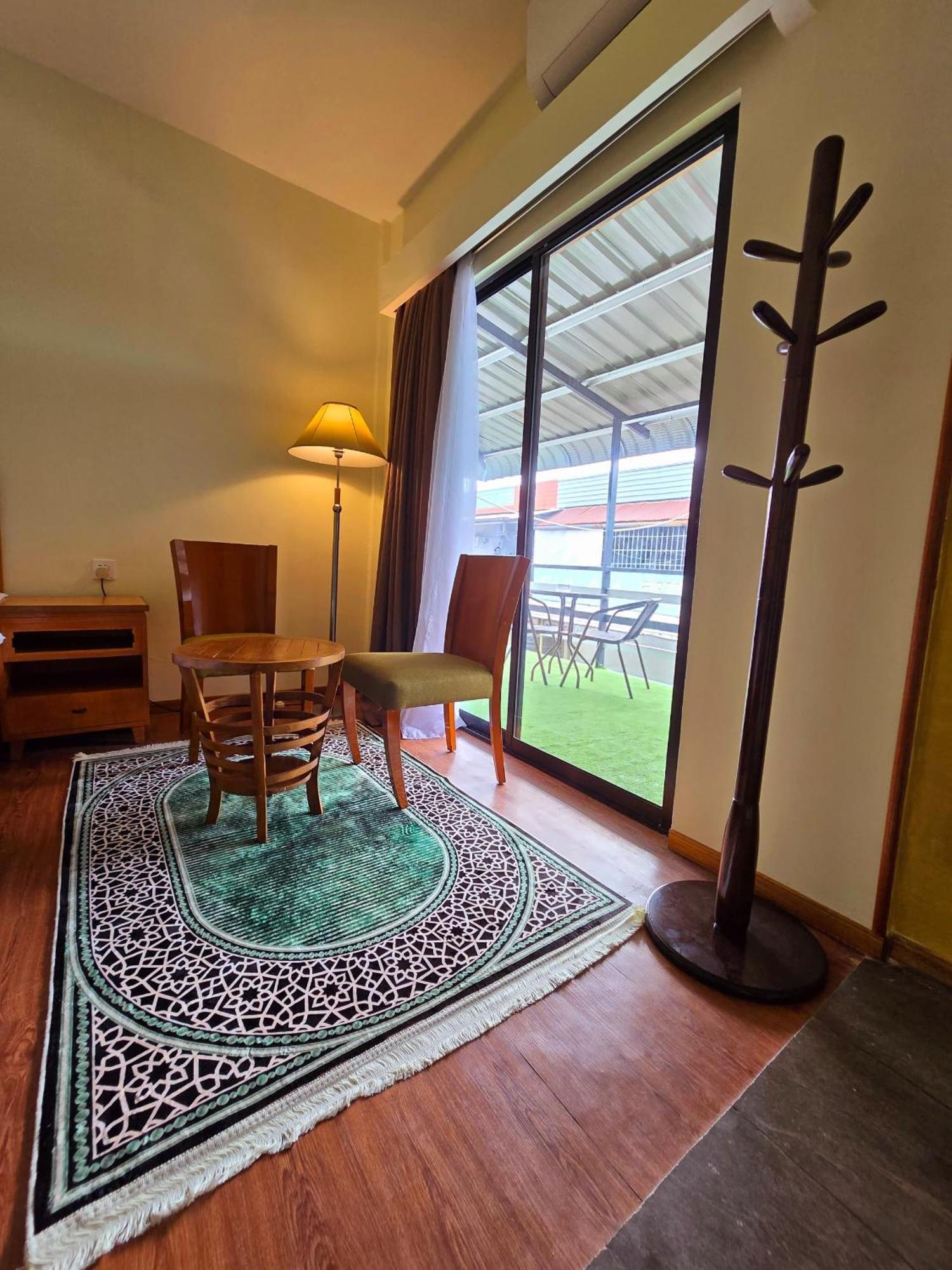 Grand Luxury Hotel Semporna Esterno foto
